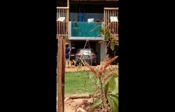Video captures couple having sex in a transparent pool at a beachfront inn in Tocantins | Tocantins