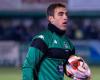 Spanish third division team will play with emergency goalkeeper coach | spanish football