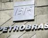 Petrobras shares rise with decision to pay dividends
