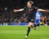 De Bruyne scores, City thrashes Brighton and remains in contention for the Premier League trophy