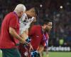 Fluminense player leaves stadium on crutches in Paraguay < In Attack