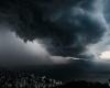 Storm that hits Rio Grande do Sul arrives in Santa Catarina and generates Civil Defense alert