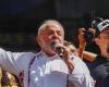 Lula participates in the May 1st event amid a civil servant strike