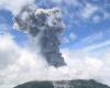 Volcano erupts in Indonesia and spews 1.5 km high column of smoke | World